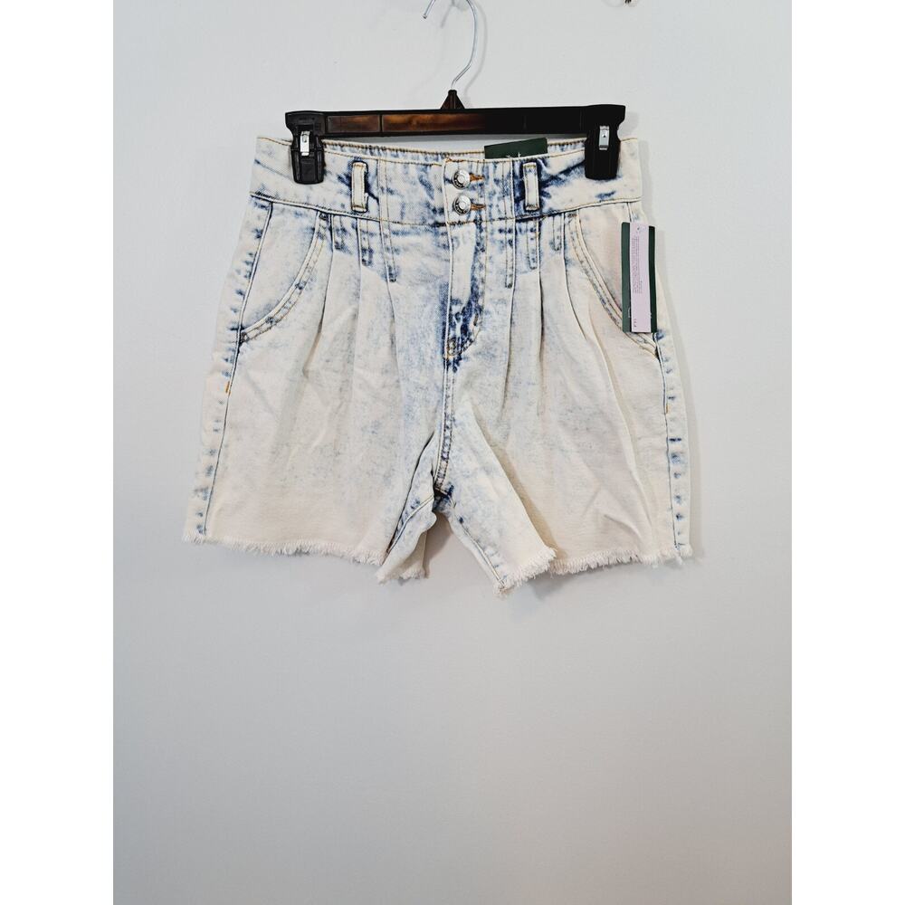 Wild Fable New! High-Rise Pleated Front A-Line Shorts Size 0 Light Acid Wash